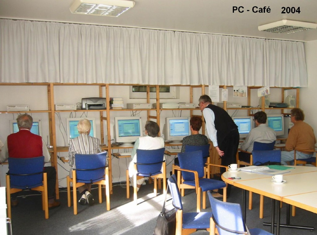 0000-PC-Cafe.jpg