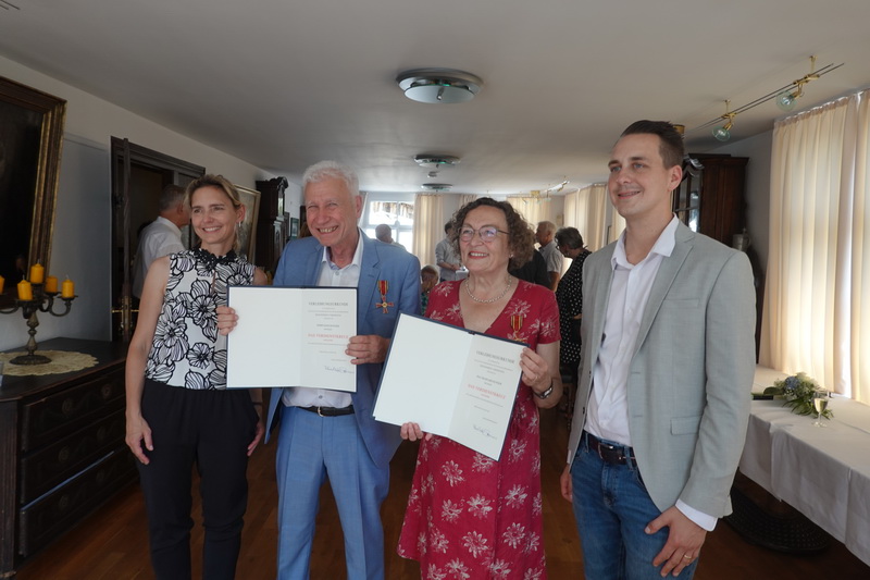 Verleiung der Bundesverdienstkreuzes an Hans und Hildegard Duncker